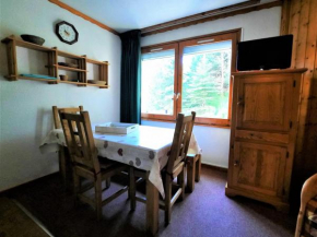 Charmant studio cabine 4 pers. aux Bruyères, pied des pistes, animaux permis - FR-1-452-7 Les Ménuires